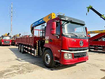 Манипуляторы: Манипулятор, 2021 г., от 12 т — 1