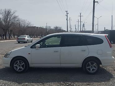 Honda: Honda Stream: 2000 г., Универсал — 5