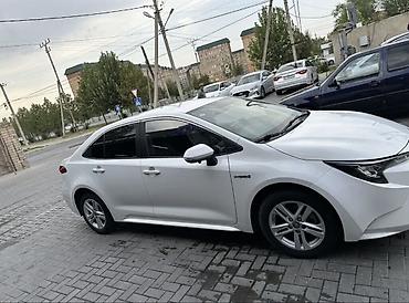 v klass: Toyota Levin: 2021 г., Гибрид, Седан — 5
