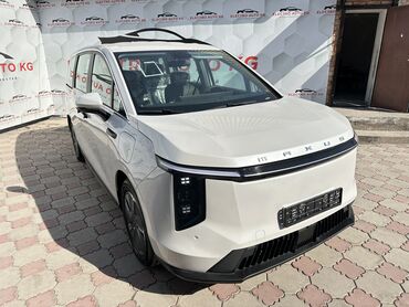 срочно продам авто в связи с переездом: Maxus 7-местный электромобиль, запас хода 520 км. Представляем