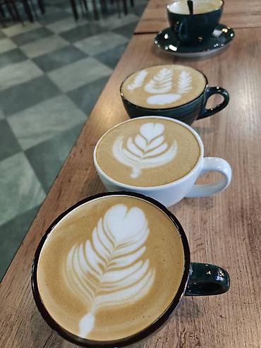 аренда кофемолка: Nuova Simonelli Appia II Профессиональная Итальянская кофемашина с — 1