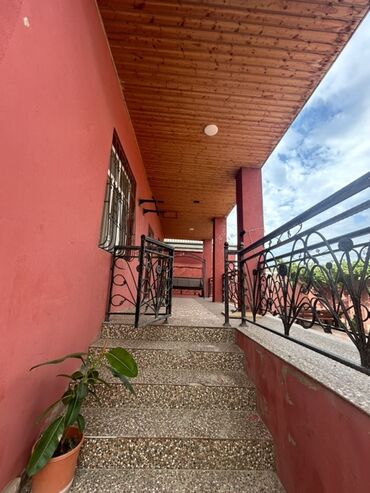 Uzunmüddətli kirayə mənzillər: Oz evimdi.6sotu ve Heyetde her nov agac var.Su isiq qaz daimidi.Sened -da lalafo.az — 11 Uzunmüddətli kirayə mənzillər: Oz evimdi.6sotu ve Heyetde her nov agac var.Su isiq qaz daimidi.Sened — 11