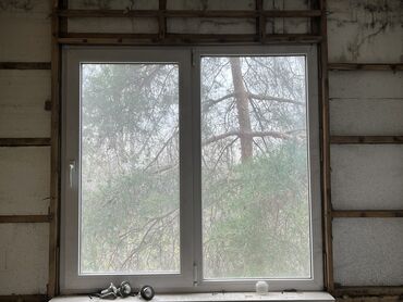 старые окна со стеклом: Пластиковое окно, цвет - Белый, Б/у, Самовывоз