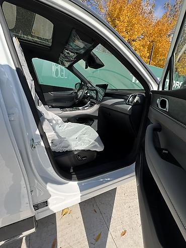 byd e9 1: Geely Galaxy Starship 7: 2026 г., 1.5 л, Автомат, Гибрид, Кроссовер — 4