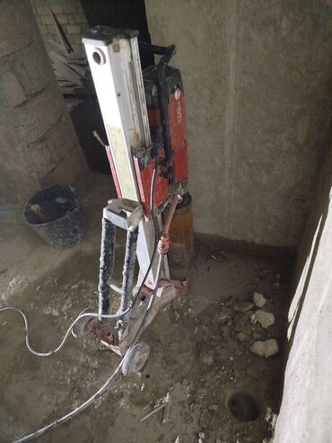 Beton işləri: #Betonkesme #betondeşmə Beton kubik kərpic - dən kəsim deşim — 23