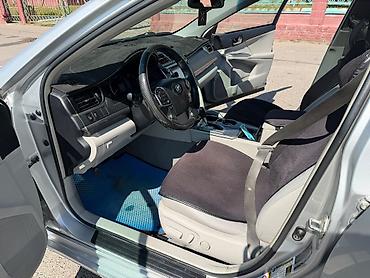 авто химзавод: Toyota Camry: 2013 г., 2.5 л, Автомат, Гибрид, Седан — 4
