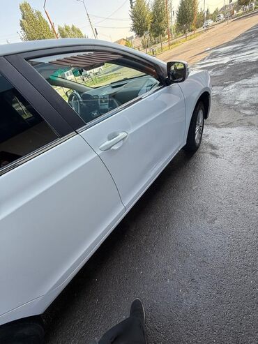 BYD: BYD : 2019 г., 1 л, Автомат, Электромобиль, Седан — 13