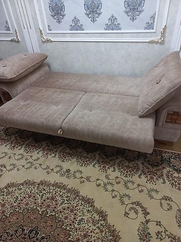 açilan kreslo: Yumşaq mebel dəsti – divan və 2 ədəd kreslo 1 ay istifadə olunub köçlə — 2