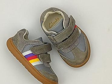 kurtka pull bear: Buciki niemowlęce, Clarks, 18, stan - Bardzo dobry — 4