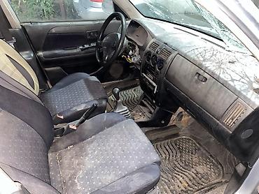 Daihatsu: Daihatsu Sirion: 2003 г., 1 л, Механика, Бензин, Хэтчбэк — 9