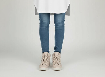 sandały na szpilce ccc: House, Sneakers for women, size 39