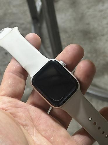 Продаю •Apple Watch SE 2 2022 A2722 40mm •Цвет: starlight aluminum