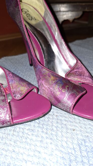 Salonke: Salonke, 39.5 — 4