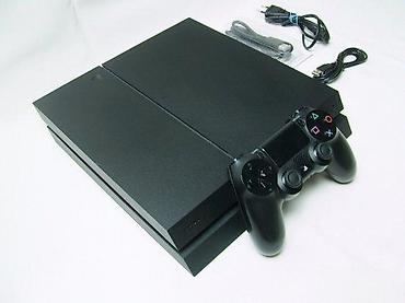 dozator vode: U ponudi je Sony PlayStation 4 (Fat) 1TB sa naslova. Stanje — 3
