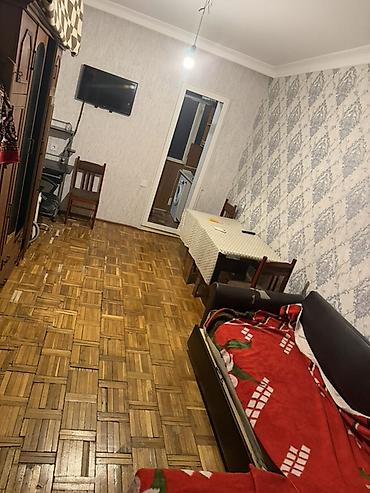 Mənzillər: 1 otaqlı mənzil – tam mebelli Plan və sahələr: - Girişdə xol - Geniş — 2