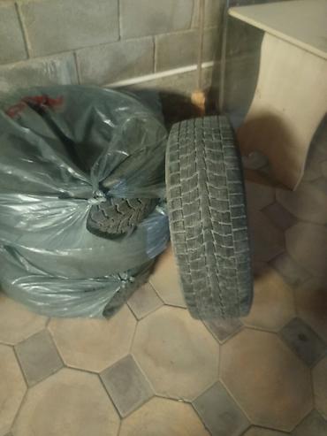 Комплект автомобильных шин Dunlop Grandtrek размером 225/70 R16 102Q at lalafo.kg Комплект автомобильных шин Dunlop Grandtrek размером 225/70 R16 102Q