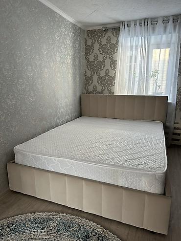 напольный зеркало: Двуспальная кровать, Новый, С матрасом, длина - 200 см — 1