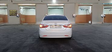 Hyundai: Hyundai Sonata: 2 l | 2013 il Sedan — 5