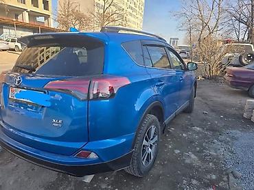 Транспорт: Toyota RAV4: 2018 г., 2.5 л, Автомат, Бензин, Кроссовер — 1