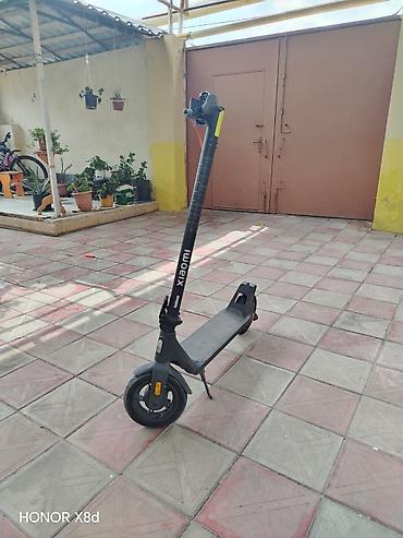 samokat az: İşlənmiş Elektrik samokat 10", ≤ 250 Vt, 16 - 25 km/s, Ünvandan götürmə — 1
