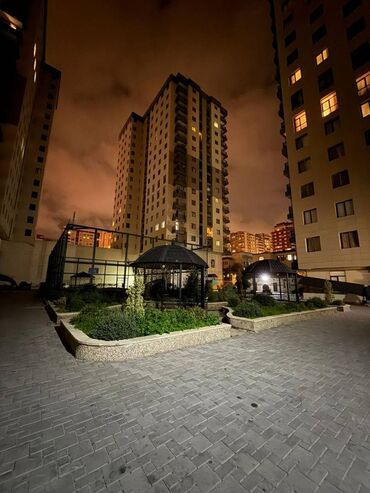 Uzunmüddətli kirayə mənzillər: Nəsimi rayonu, Nəsimi bazarının yanında 20 mərtəbəli binanın 18 ci — 23