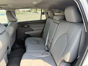 2022: Toyota Highlander: 2022 г., 2.5 л, Автомат, Гибрид, Кроссовер — 7