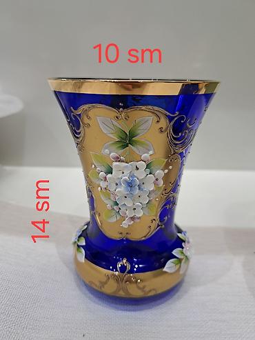 Bir vaza, Bogem şüşəsi lalafo.az -da Bir vaza, Bogem şüşəsi