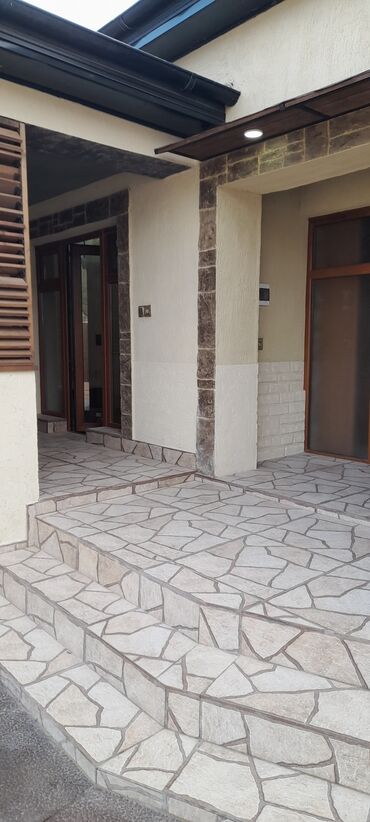 Həyət evləri və villaların satışı: Satış üçün fərdi yaşayış evi satılır.şəxsi tikili .ünvan novxanı — 23