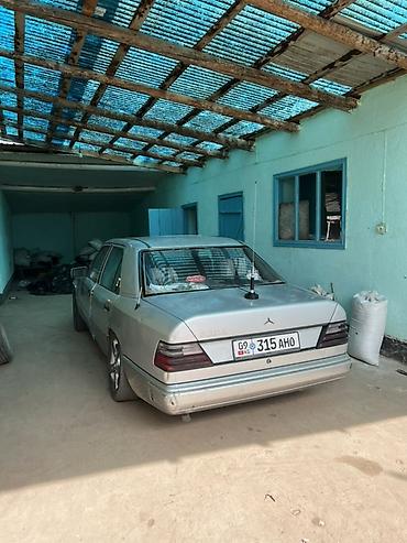 ли 9 авто: Mercedes-Benz W124: 1990 г., 2.5 л, Механика, Дизель, Седан — 4