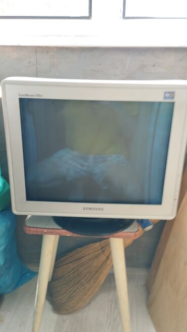 компьютер: Монитор, Samsung, Б/у, ЭЛТ, 17" - 18"