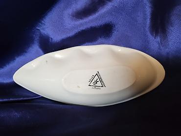 Stare vaze i dekor: Pepeljara nova Jugoporcelan. 70te. Pepeljara perfetkna sve na njoj — 8