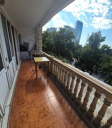 bakida ev: İcarəyə verilir 3 otaqlı yeni tikili 120 m², 28 May m. 1 100 AZN/ay 3 — 5