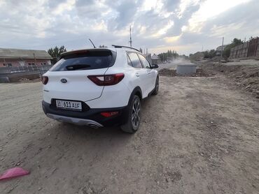 машину в рассрочку купить: Kia Stonic: 2018 г., 1.6 л, Автоматические, Дизель, Кроссовер