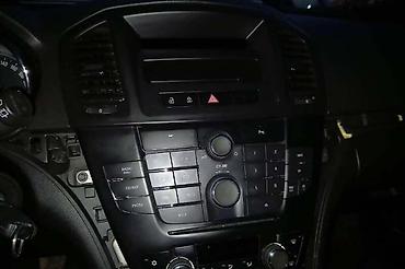 farovi golf 4: FABRICKI RADIO CD300 ZA OPEL INSIGNIA | Svi delovi za Opel vozila  — 1