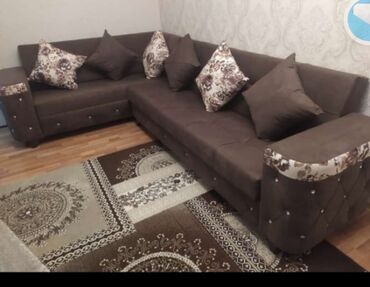 Divan və kreslo dəstləri: Dəst 155aznden başlayan qiymətlər

 dəst divan 2kreslo 550 azn — 21