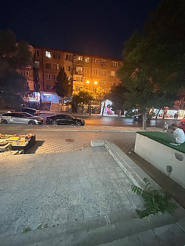 berber iş: Şamaxinkada yerləşən kişi bərbərxanasına müştərili usta axtarılır. - — 4