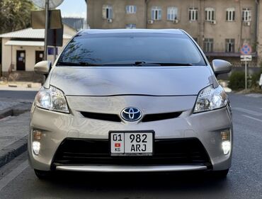 запаска приус: Toyota Prius: 2015 г., 1.8 л, Автомат, Бензин, Хэтчбэк