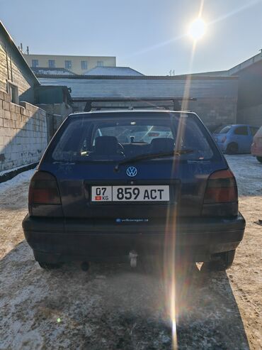 Volkswagen: Volkswagen Golf: 1992 г., 1.8 л, Механика, Бензин, Хэтчбэк