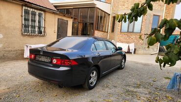 автомобиль минивен: Honda Accord: 2003 г., 2 л, Автомат, Бензин, Седан