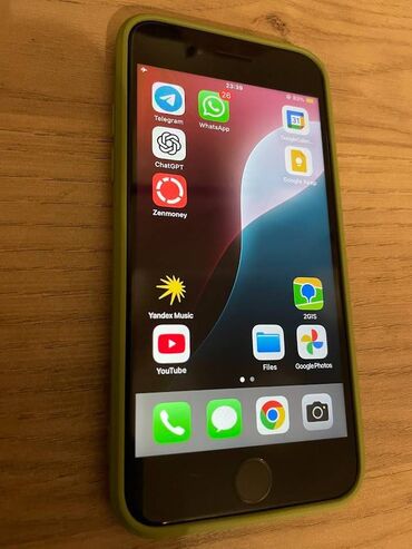 наушник для айфона: IPhone SE 2020, Б/у, 128 ГБ, White Titanium, Чехол, 100 %