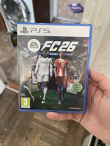 pes 2022 mobile: PS5 üçün EA Sports FC 26 (Ultra HD Blu‑ray, disk versiyası) - — 1