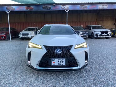 Lexus: Lexus : 2020 г., 2 л, Автомат, Гибрид, Кроссовер