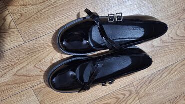 женские кроссовки летние купить: Tuflilər, Ölçü: 39, rəng - Qara, Yeni