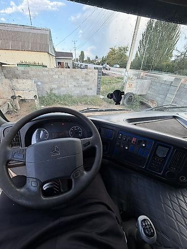 купить shacman: Самосвал HOWO Sinotruk 6x4 донголоктор жаны Масло жеке менчик - — 3
