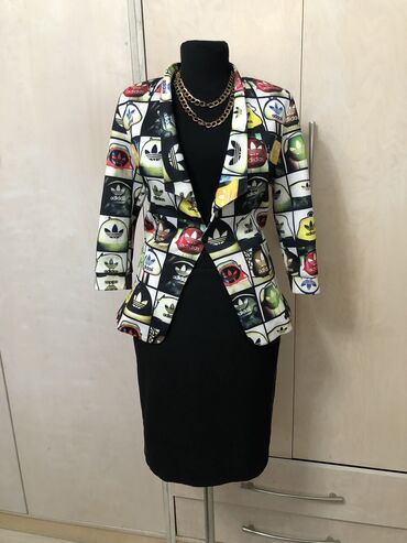 Блузки: Кофты блузки туники юбки толстовки . Размеры разные . Цена — 7