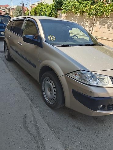 Renault: Renault Mégane (hekbek) – qızılı rəng Texniki və dizayn: - Kuzov: 5 — 6
