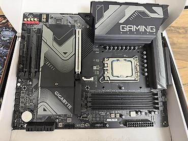 купить ноутбук apple дешево: Материнская плата для ПК, Б/у, Gigabyte, LGA1700, ATX — 2