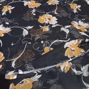 Parçalar: Qedimi temiz ipekden ve şifondan parçalar satilir.1 ci temiz ipekden — 4