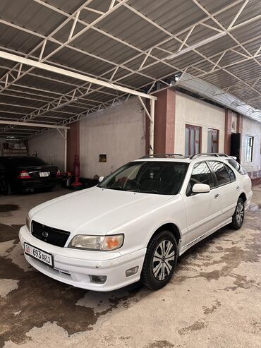 ящик для инструментов в машину: Nissan : 1998 г., 2 л, Автомат, Бензин, Универсал