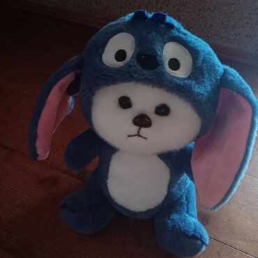 usaq sumkalari instagram: Göy rəngdə, yumşaq materialdan hazırlanmış, Stitch personajının